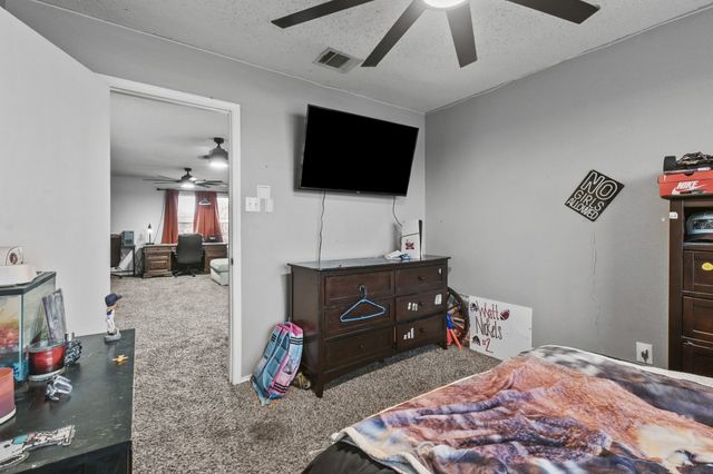 167 Jefferson Drive, Venus, TX 76084