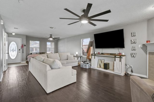 167 Jefferson Drive, Venus, TX 76084