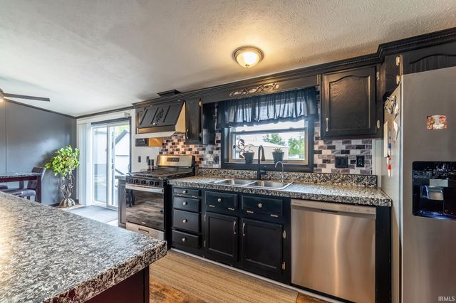 11950 E 390 Road, Lagrange, IN 46761