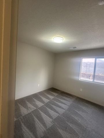 9019 Starboard Road NW, Albuquerque, NM 87121