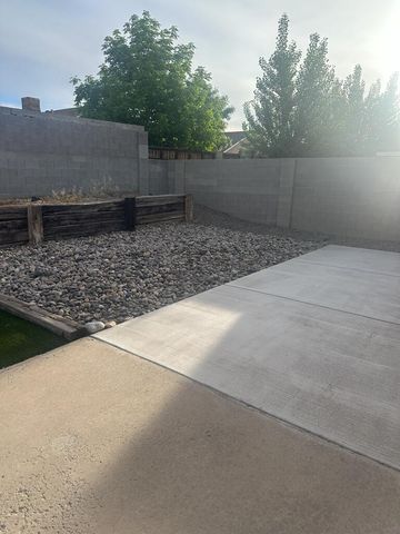 9019 Starboard Road NW, Albuquerque, NM 87121