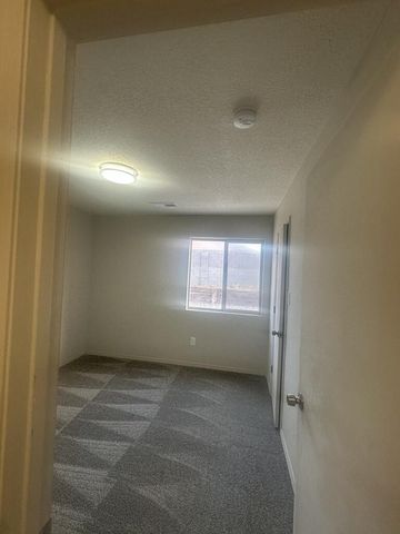 9019 Starboard Road NW, Albuquerque, NM 87121