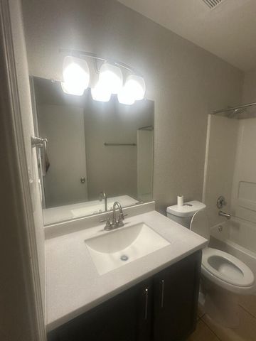 9019 Starboard Road NW, Albuquerque, NM 87121