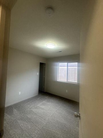 9019 Starboard Road NW, Albuquerque, NM 87121