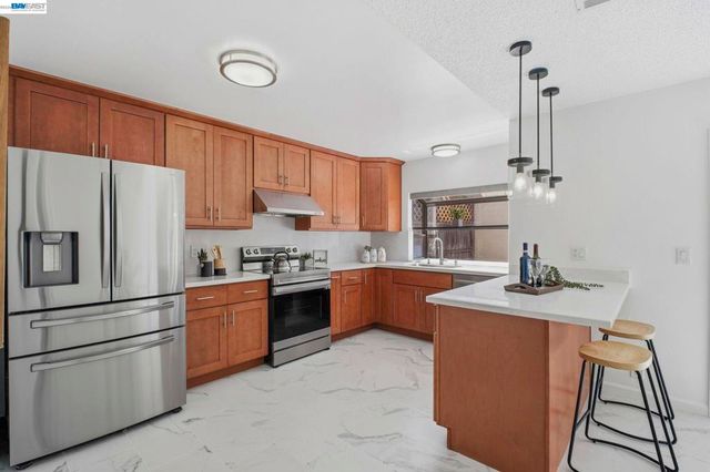 4388 Planet Cir, Union City, CA 94587