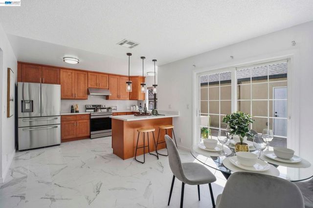 4388 Planet Cir, Union City, CA 94587