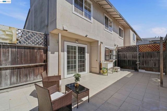 4388 Planet Cir, Union City, CA 94587