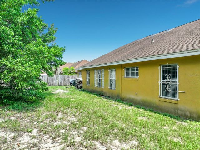 5579 RED BONE LANE, Orlando, FL 32810