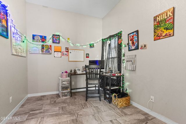 352 MERCY TELLEZ Court, El Paso, TX 79927