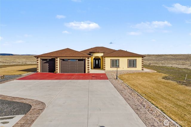 21347 Road D.5 Road, Soap Lake, WA 98851