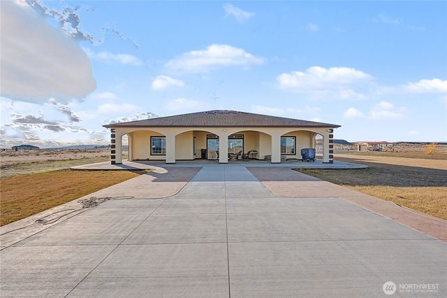 21347 Road D.5 Road, Soap Lake, WA 98851