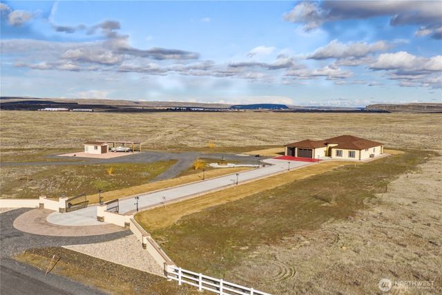 21347 Road D.5 Road, Soap Lake, WA 98851