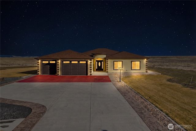 21347 Road D.5 Road, Soap Lake, WA 98851