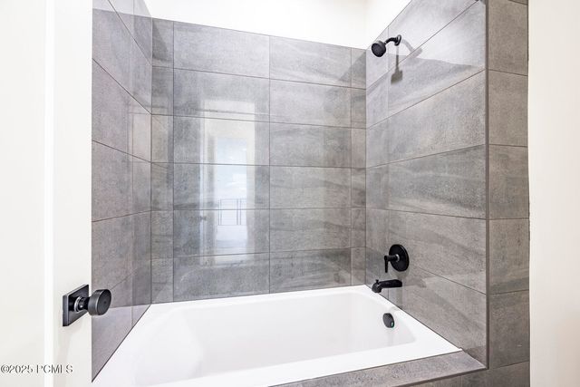 382 W Ascent Drive, Hideout, UT 84036