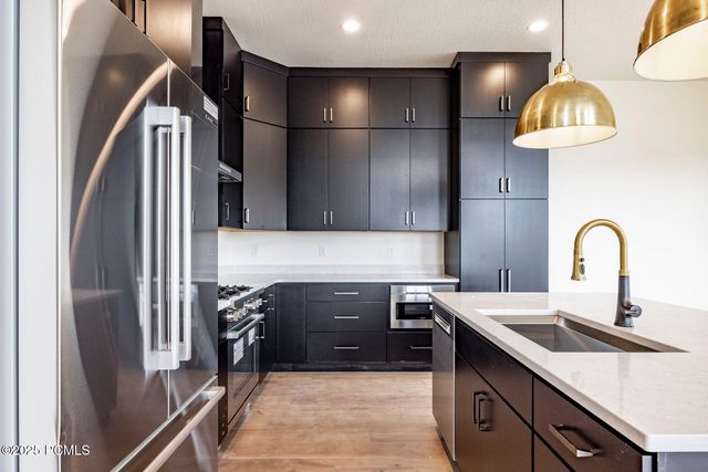 382 W Ascent Drive, Hideout, UT 84036