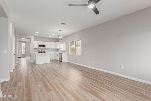 2055 E INDIAN WELLS Drive, Chandler, AZ 85249