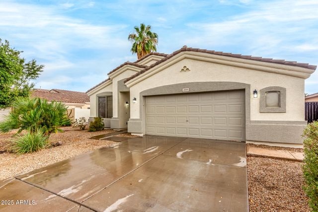 2055 E INDIAN WELLS Drive, Chandler, AZ 85249