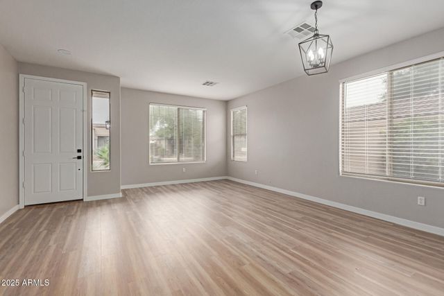 2055 E INDIAN WELLS Drive, Chandler, AZ 85249