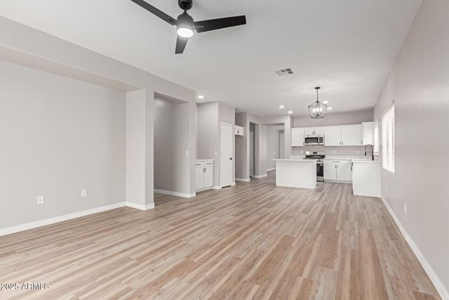 2055 E INDIAN WELLS Drive, Chandler, AZ 85249