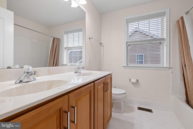 1224 CAITLIN WAY, New Castle, DE 19720