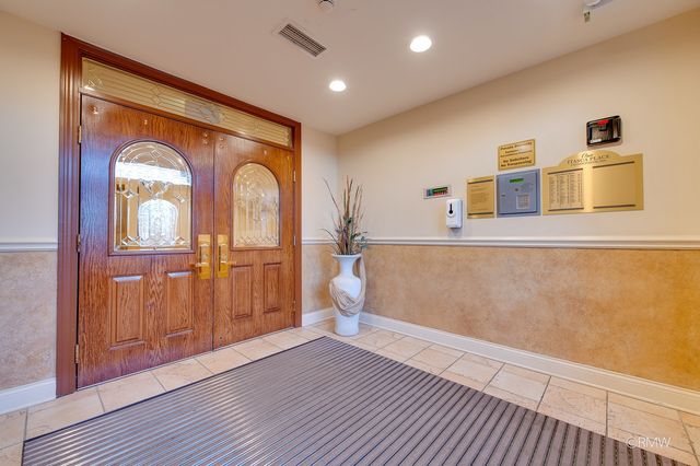 1 ITASCA Place 412, Itasca, IL 60143