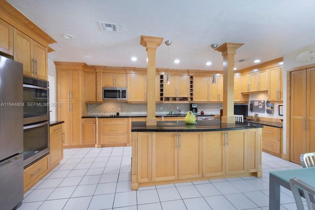 10281 SW 125th St, Miami, FL 33176