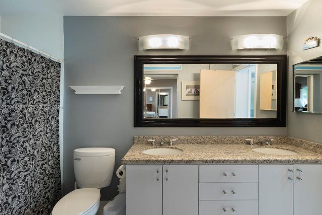 10281 SW 125th St, Miami, FL 33176