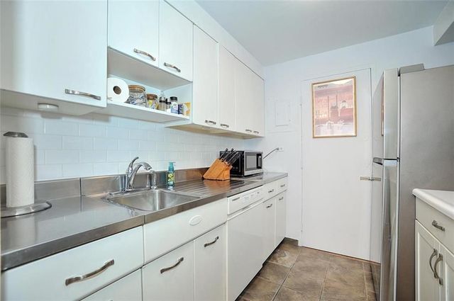 4625 Fifth Ave 211, Oakland, PA 15213