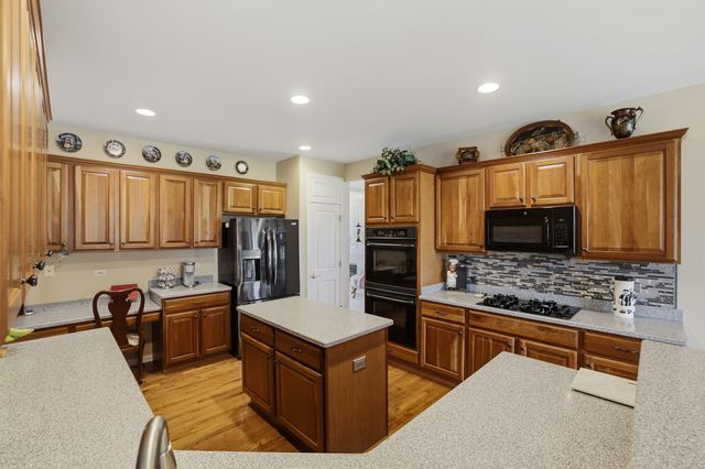 12843 Farm Hill Drive, Huntley, IL 60142