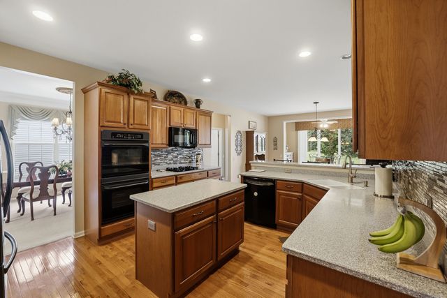 12843 Farm Hill Drive, Huntley, IL 60142