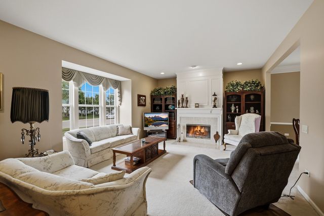 12843 Farm Hill Drive, Huntley, IL 60142