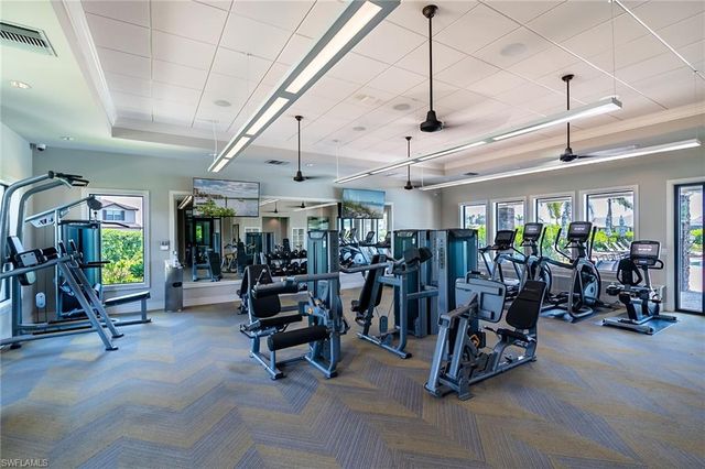 9594 Bexley DR, Fort Myers, FL 33967