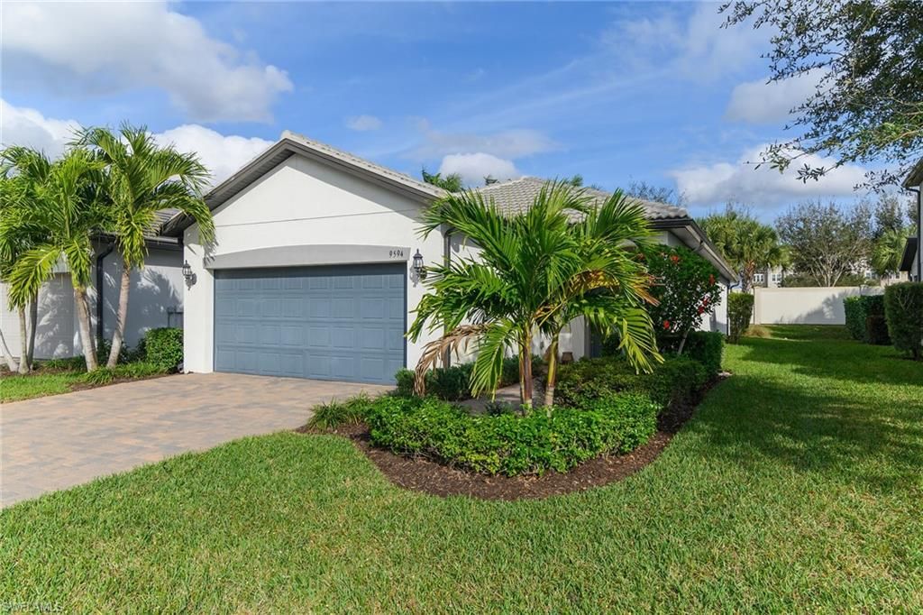 9594 Bexley DR, Fort Myers, FL 33967