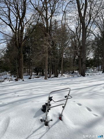 54 Ridgedale Road, Fairfield, CT 06824