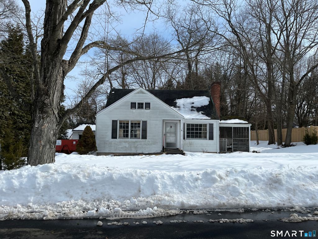 54 Ridgedale Road, Fairfield, CT 06824