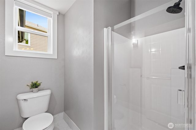 1300 N 27th Place, Renton, WA 98056