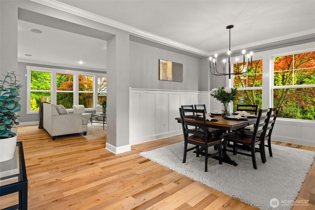 1300 N 27th Place, Renton, WA 98056