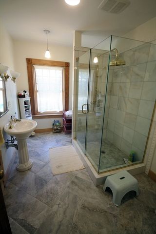50 Bellevue Ave, Springfield, MA 01108