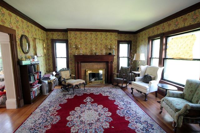 50 Bellevue Ave, Springfield, MA 01108