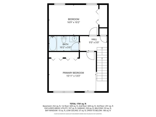 15 Elm St Apt 2, Derry, NH 03038