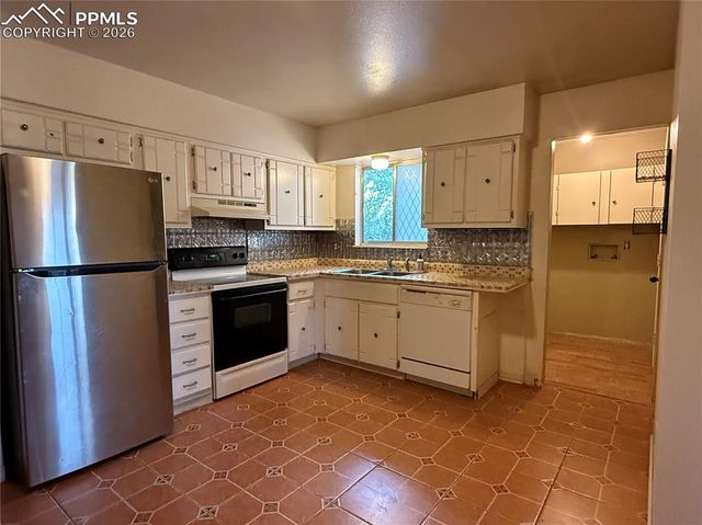 322 Iris Drive, Fountain, CO 80817