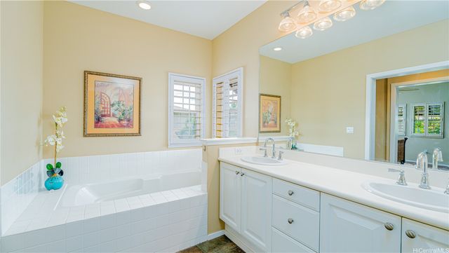 92-1090 Olani Street 10-2, Kapolei, HI 96707