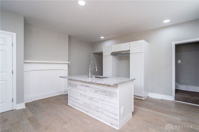 913 Charlotte Street, Hamilton, OH 45214