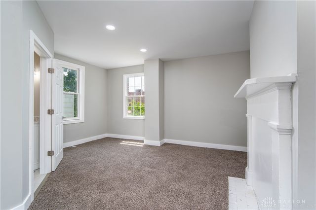 913 Charlotte Street, Hamilton, OH 45214