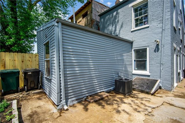 913 Charlotte Street, Hamilton, OH 45214