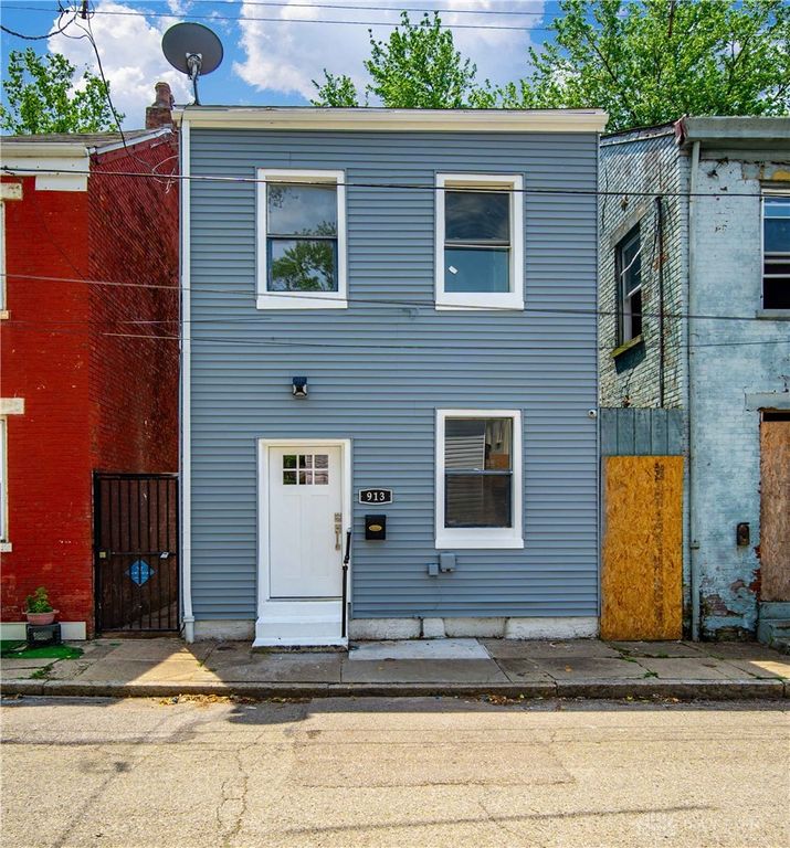 913 Charlotte Street, Hamilton, OH 45214