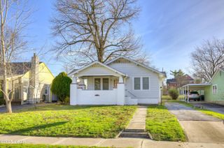 1610 S Main Street, Carthage, MO 64836