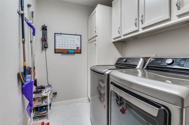 3021 Timberview Road, Dallas, TX 75229