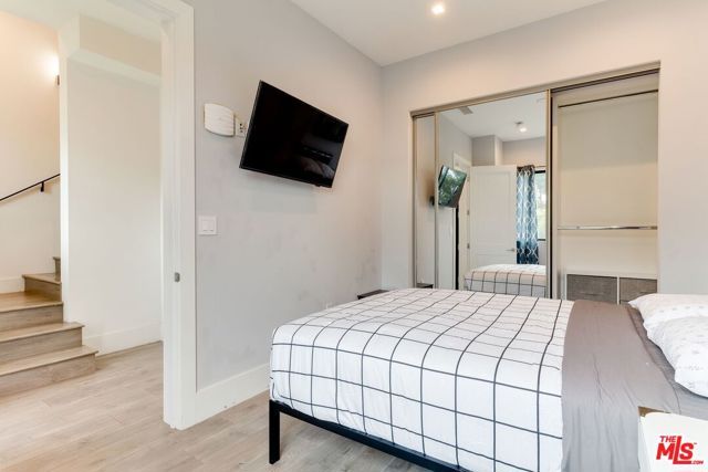 4826 W Pickford, Los Angeles, CA 90019