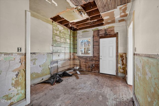 3240 N Detroit Avenue, Toledo, OH 43610